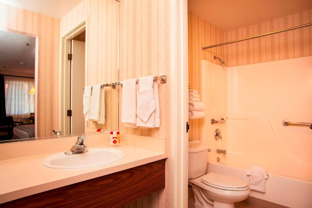 Carson Valley Motor Lodge And Suites Hotel Minden